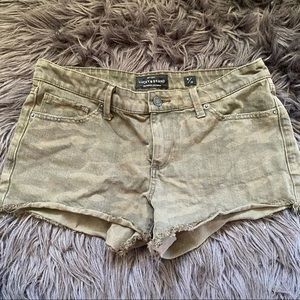 Lucky Brand olive green cut off distressed denim jeans size 29 8